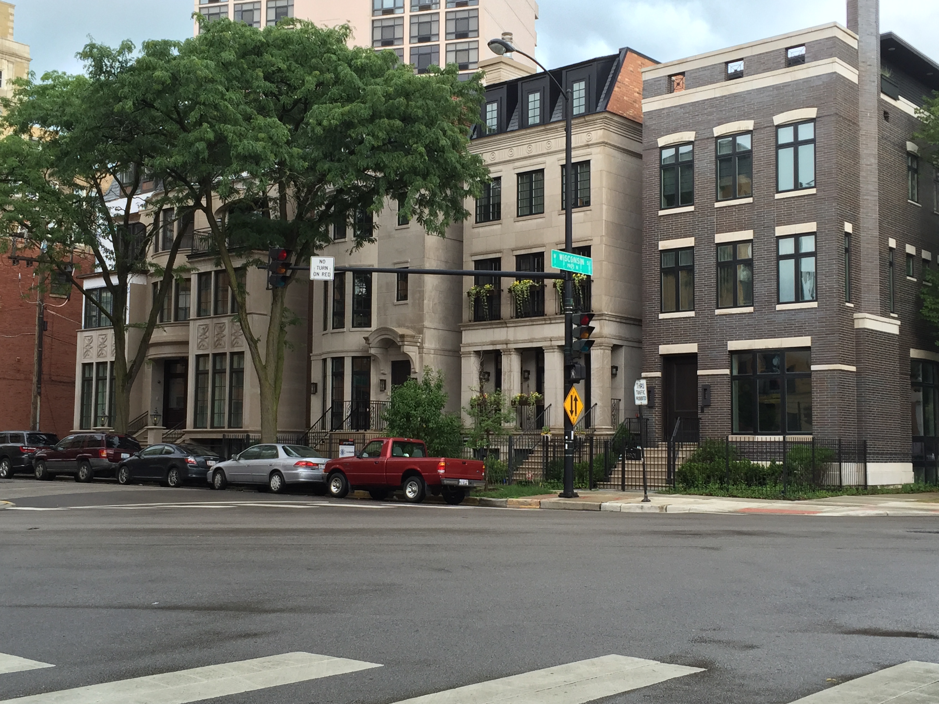 Manors on Lincoln Park