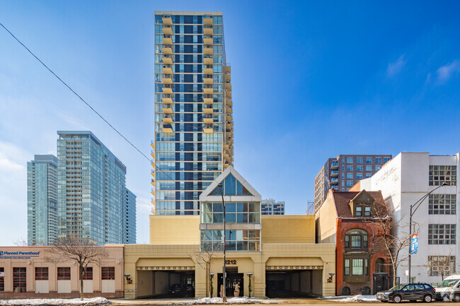 The Neapolitan,Chicago, IL
