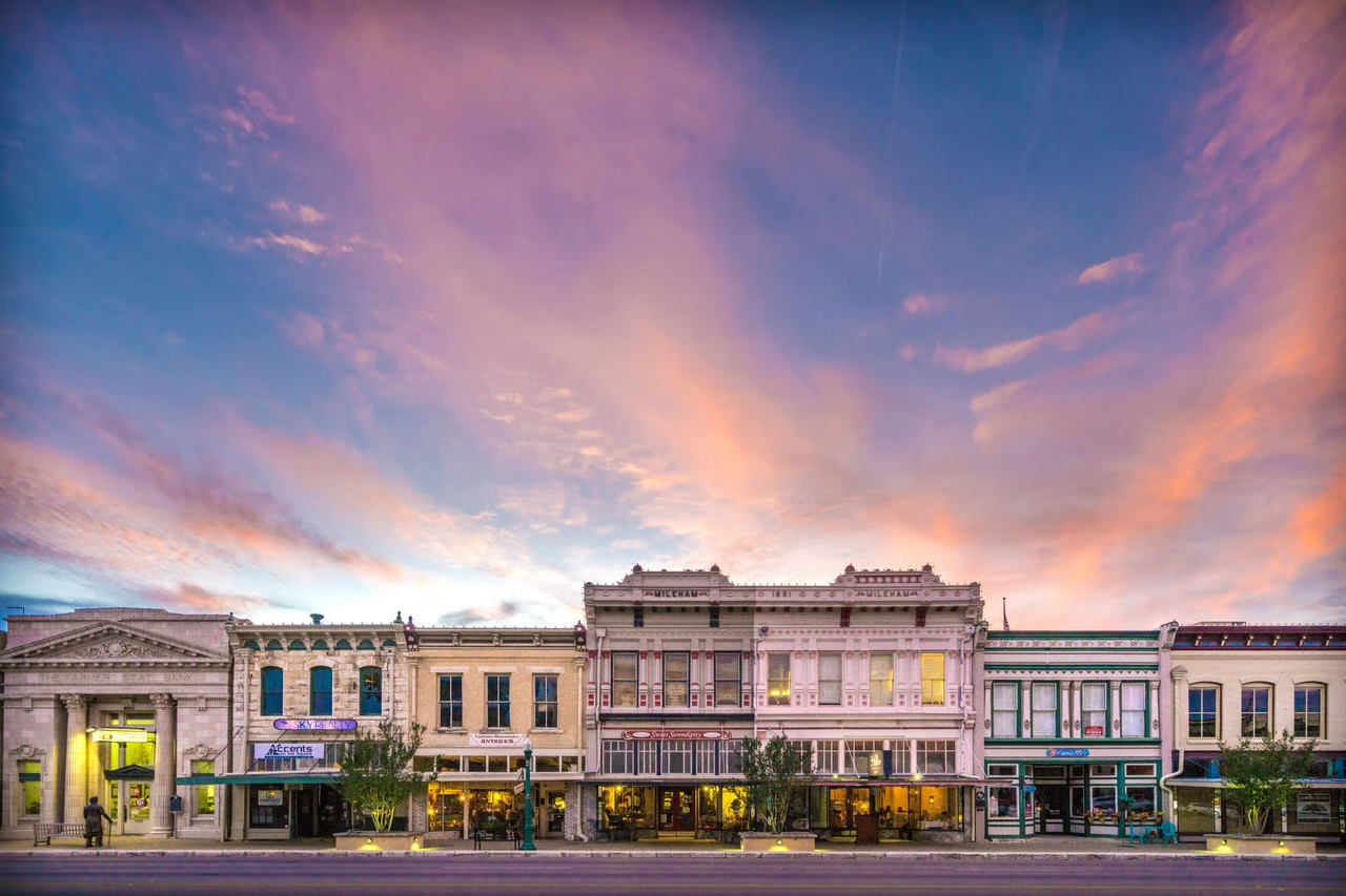 Georgetown, Texas historic downtown streetscape